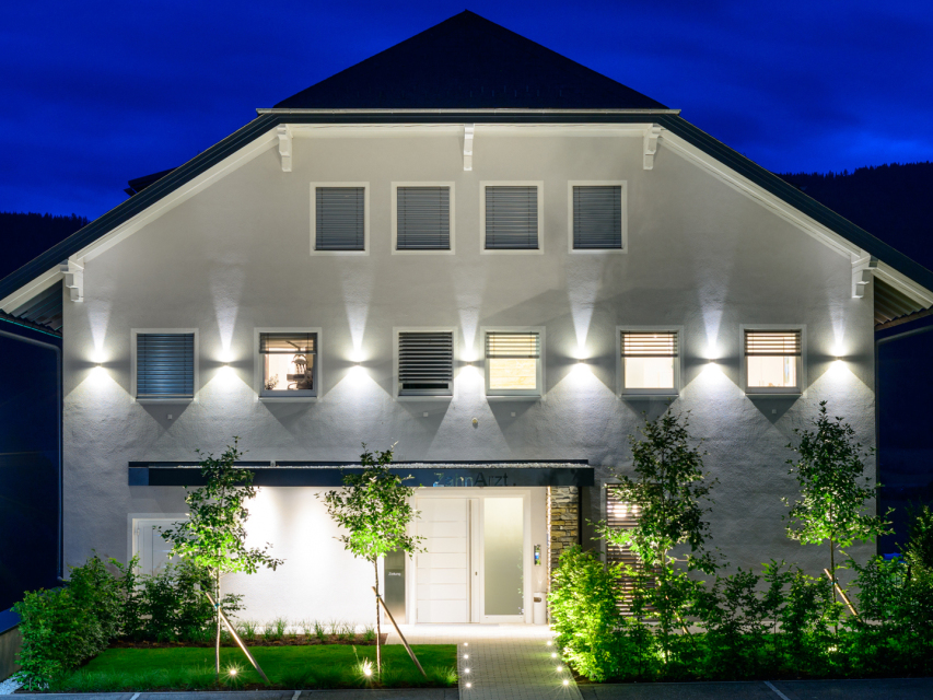 Haus bei Nacht